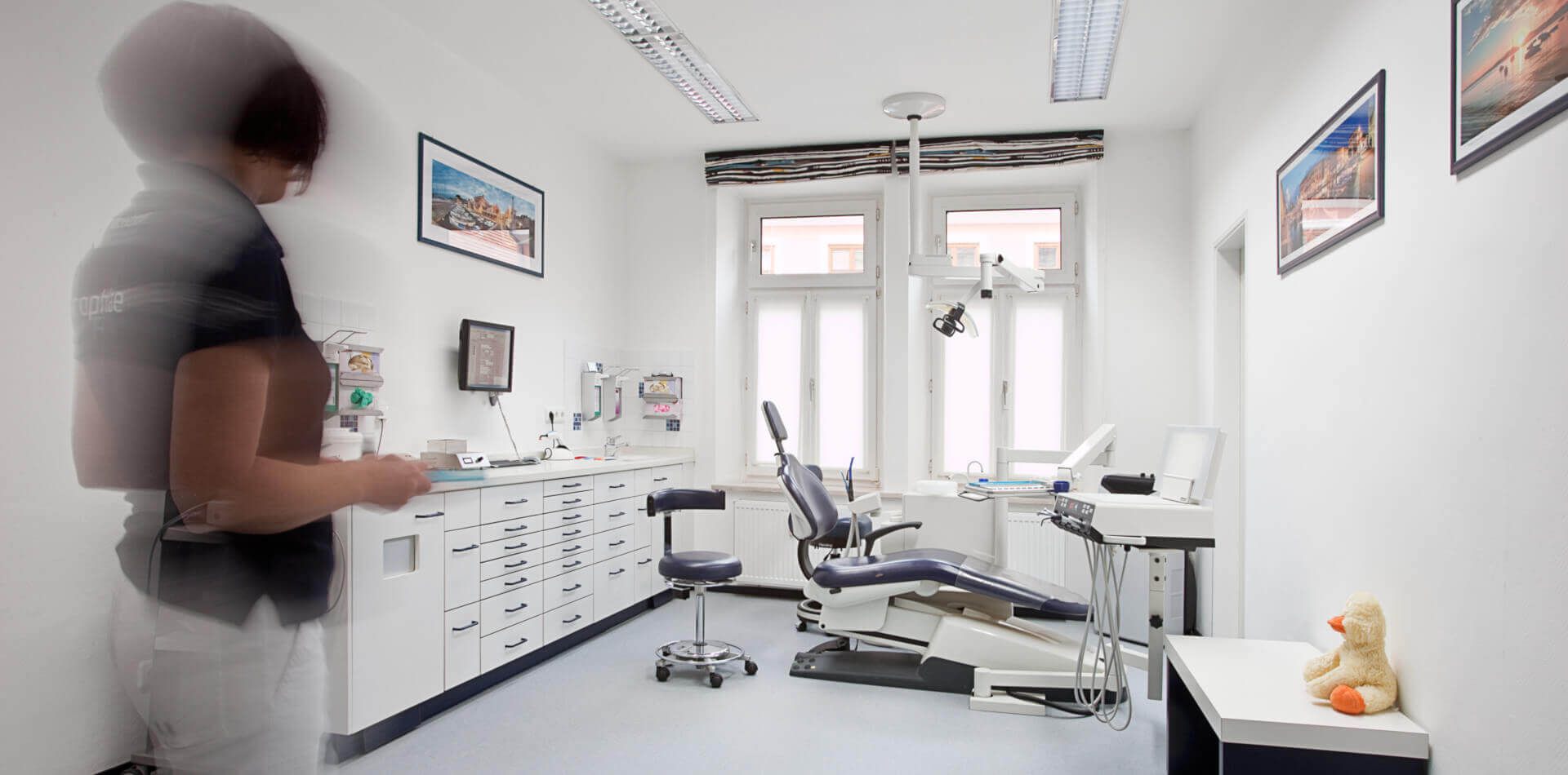 Zahnärztliches Behandlungszimmer